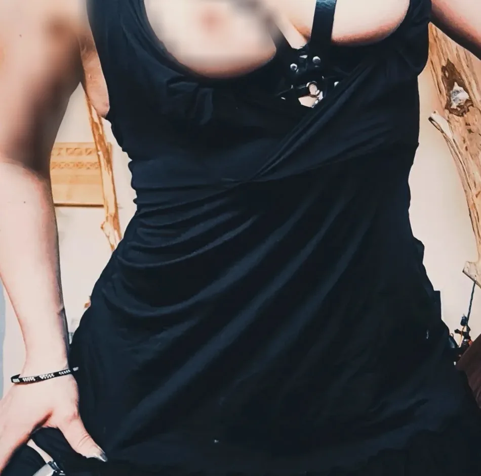 Alva, 36