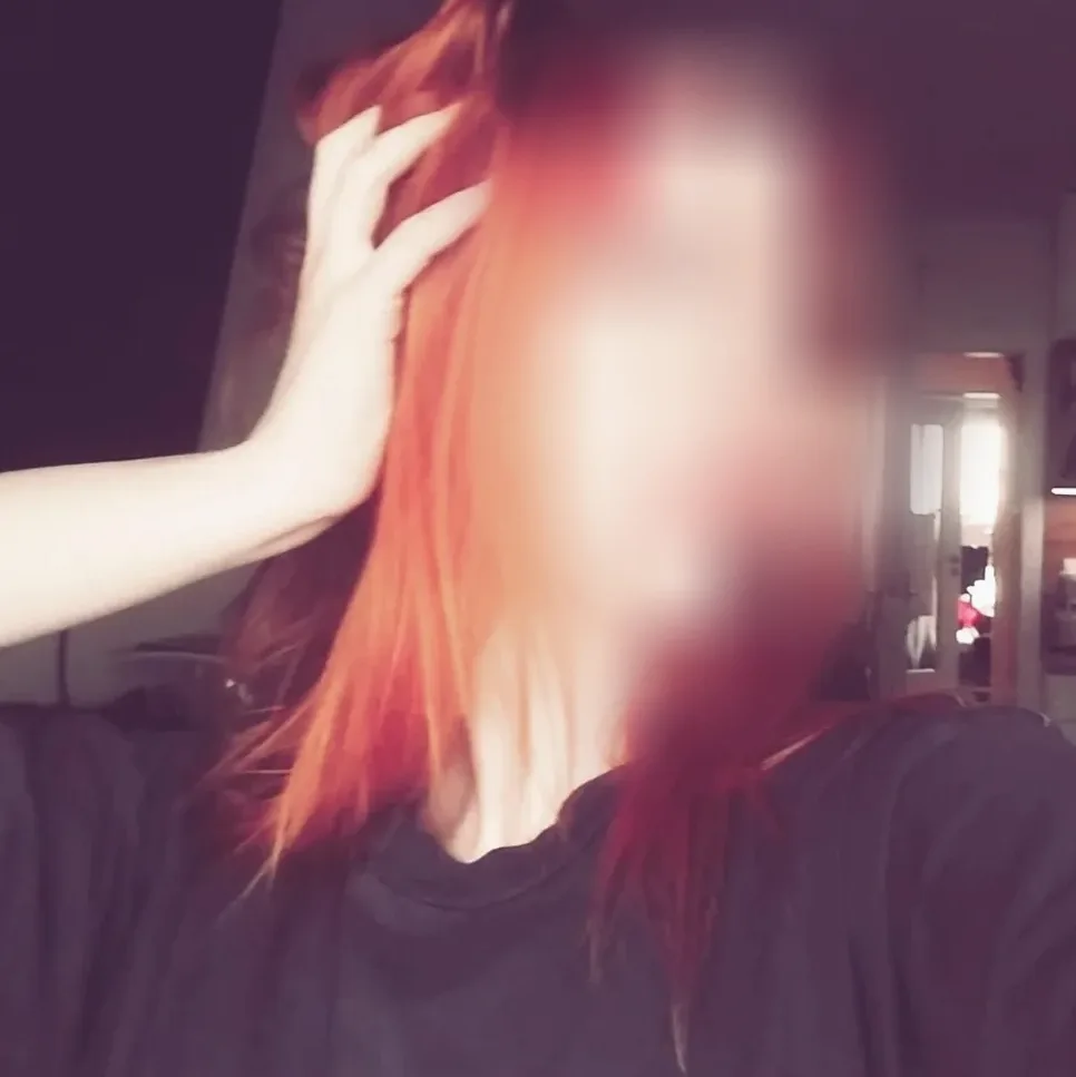 Emelie, 19