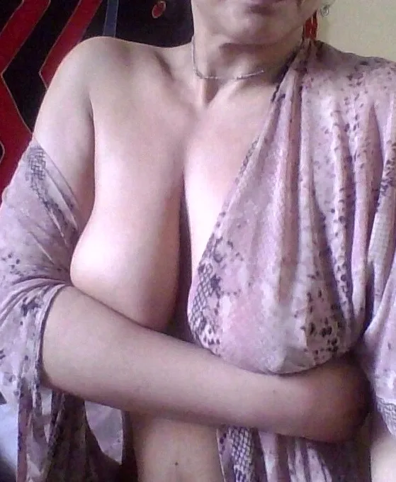 Emma, 25