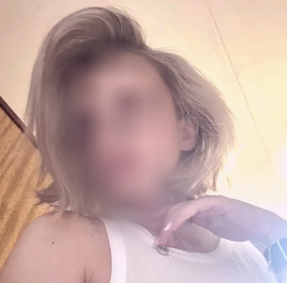 Greta, 28