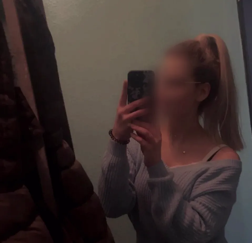 Hilda, 26