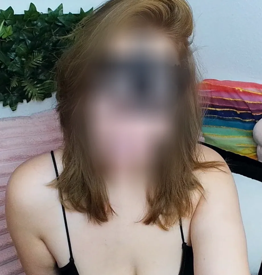 Nathalie, 29
