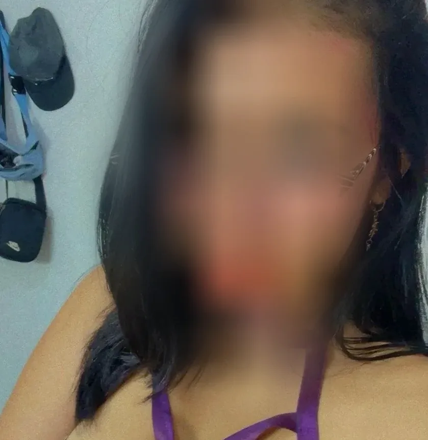 Therese, 23